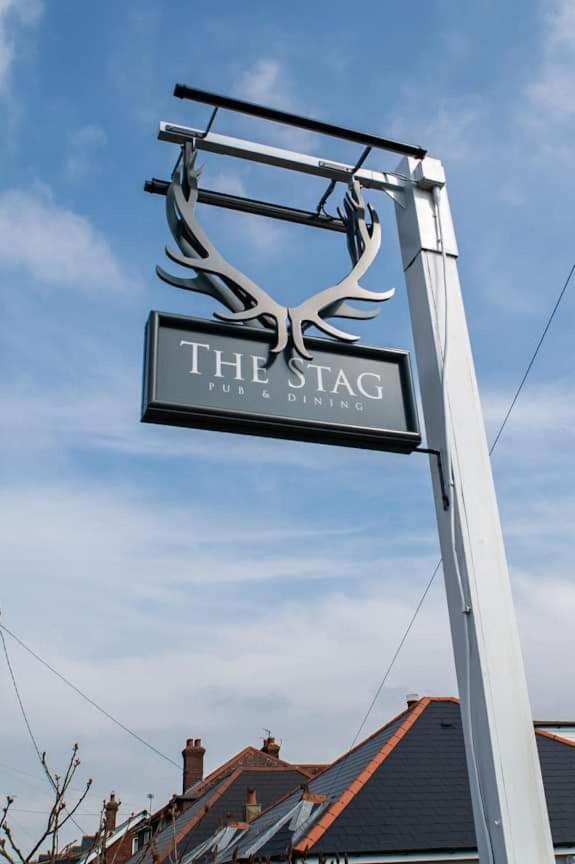 The Stag Ξενοδοχείο Northwood  Εξωτερικό φωτογραφία
